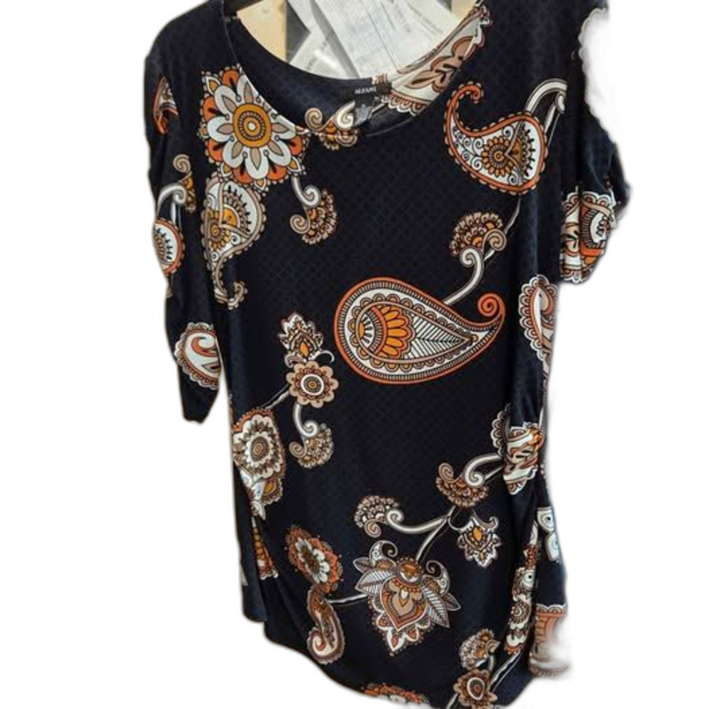 Alfani XL navy orange paisley top